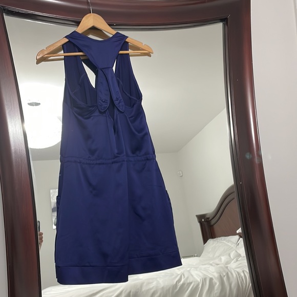 Size M - Picture 2 of 2